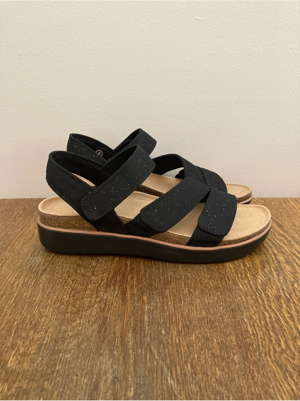 Skechers Lifted Comfort-Dreamy Eyes Sandal Women’s Size 9 Relaxed Fit Black New
